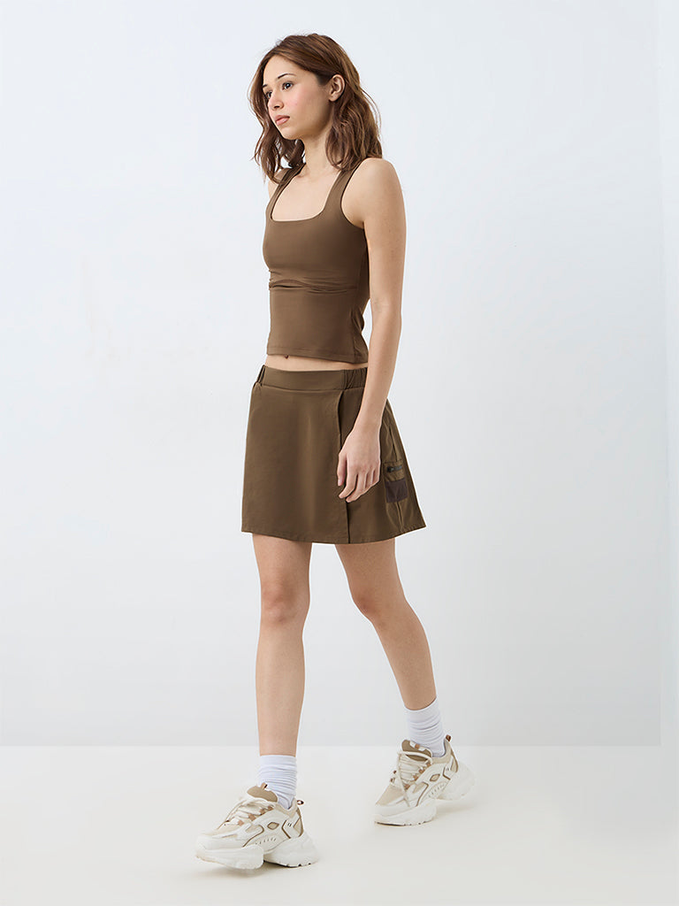 Nuoflexx Brown Solid Tank Top