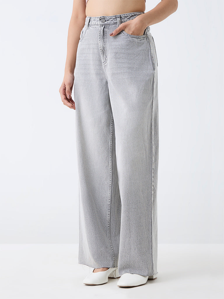 Nuon Grey High-Waist Jeans