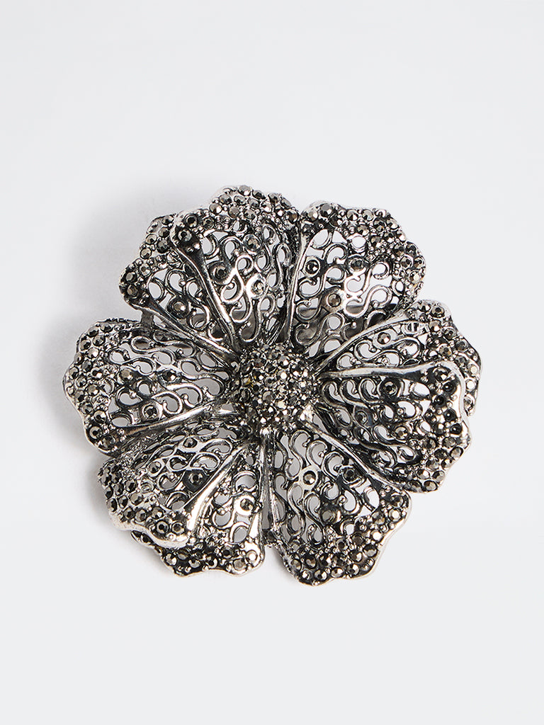 Westside Accessories Silver Floral Design Brooch