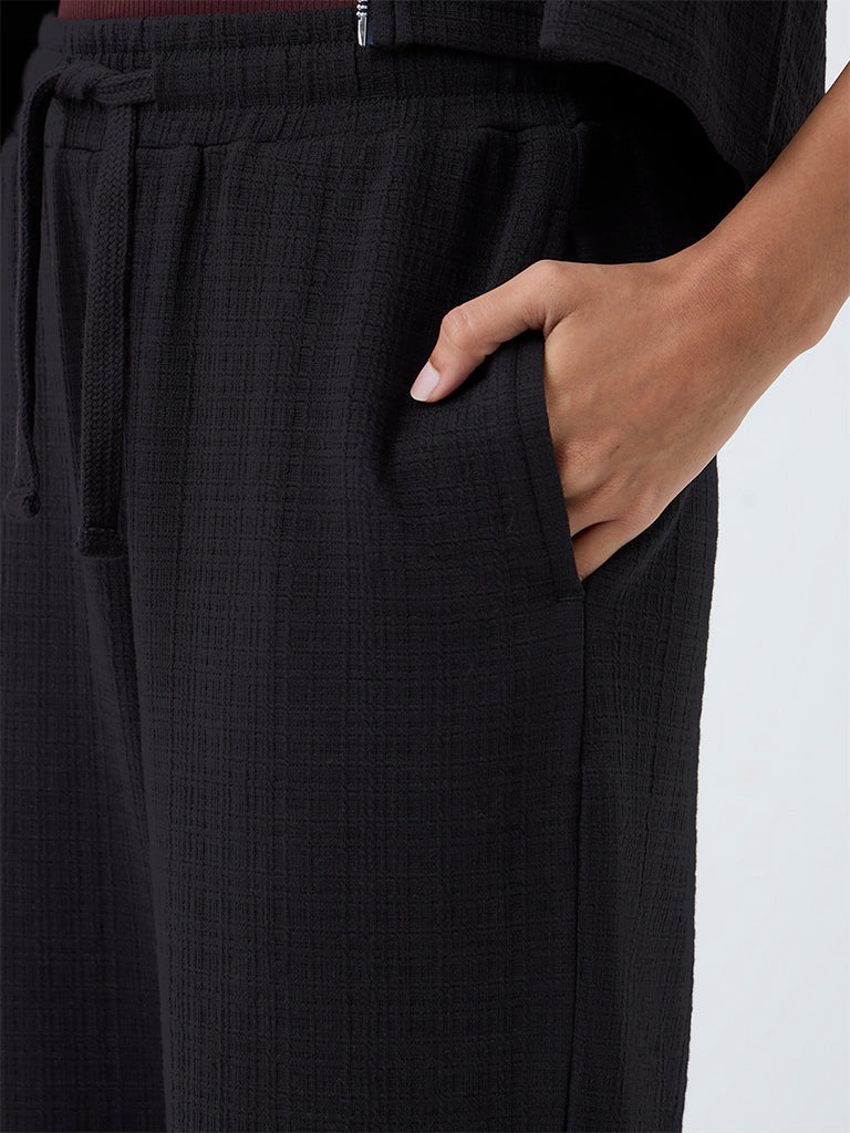 Nuoflexx Black Textured High-Rise Track Pants