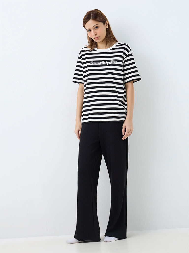 Nuoflexx Black Striped Cotton T-Shirt