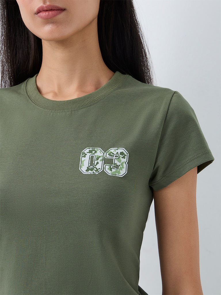 Nuoflexx Olive Numerical Printed Cotton-Blend T-Shirt