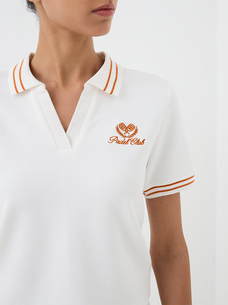 Nuoflexx White Text-Embroidered T-Shirt
