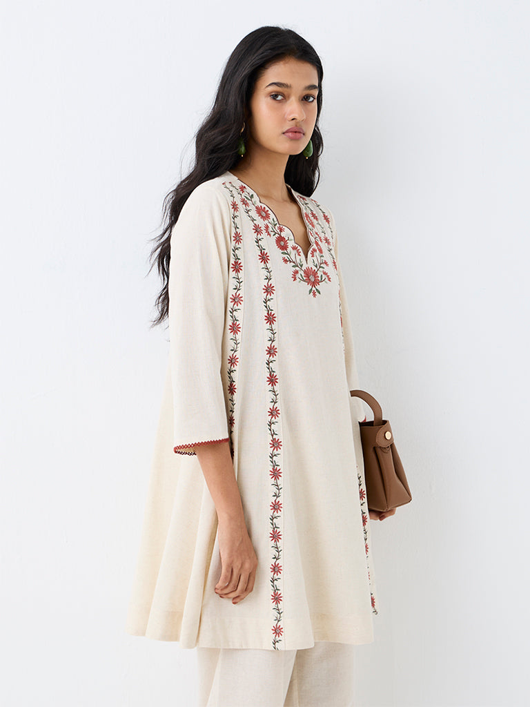 Utsa Off-White Floral Embroidered Cotton-Blend A-Line Kurta