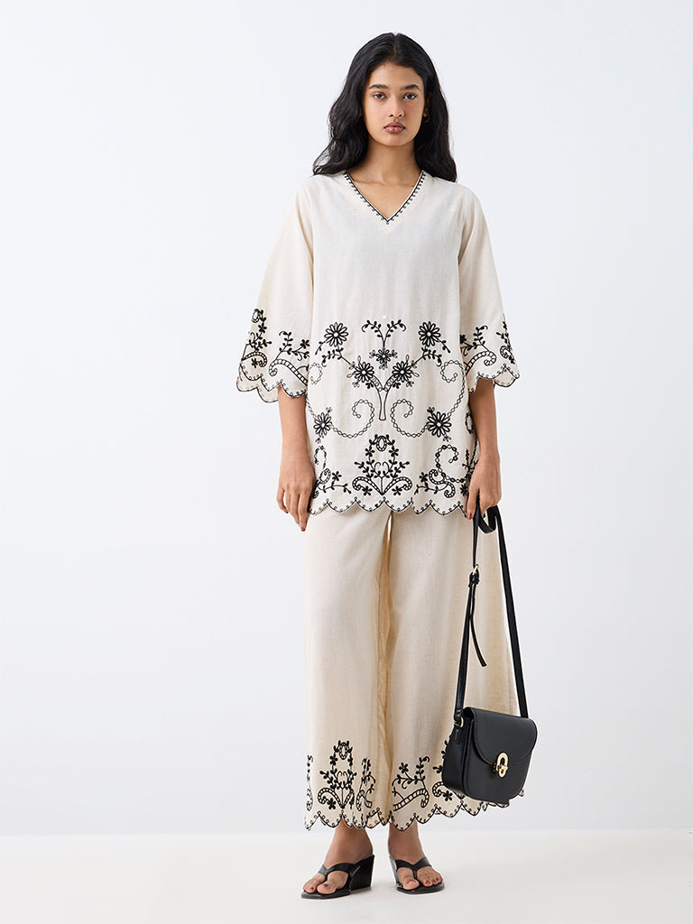 Utsa Off-White Floral Embroidered Cotton-Blend Tunic