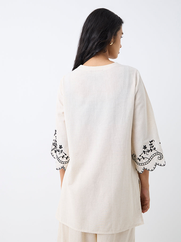 Utsa Off-White Floral Embroidered Cotton-Blend Tunic