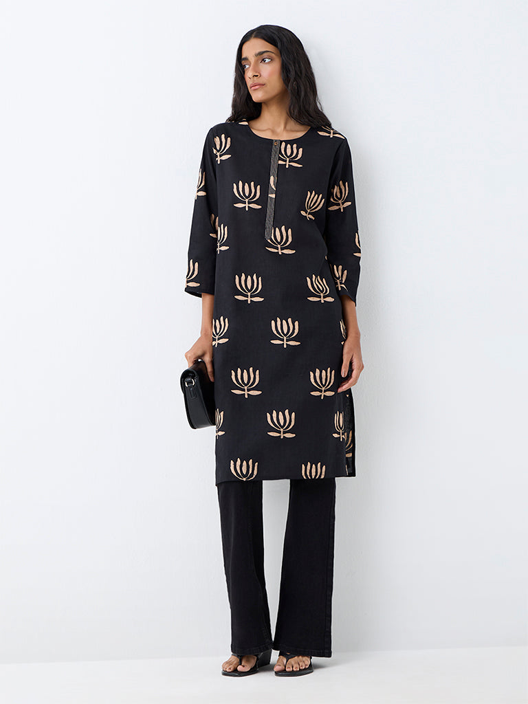 Utsa Black Floral Printed Cotton Straight Kurta