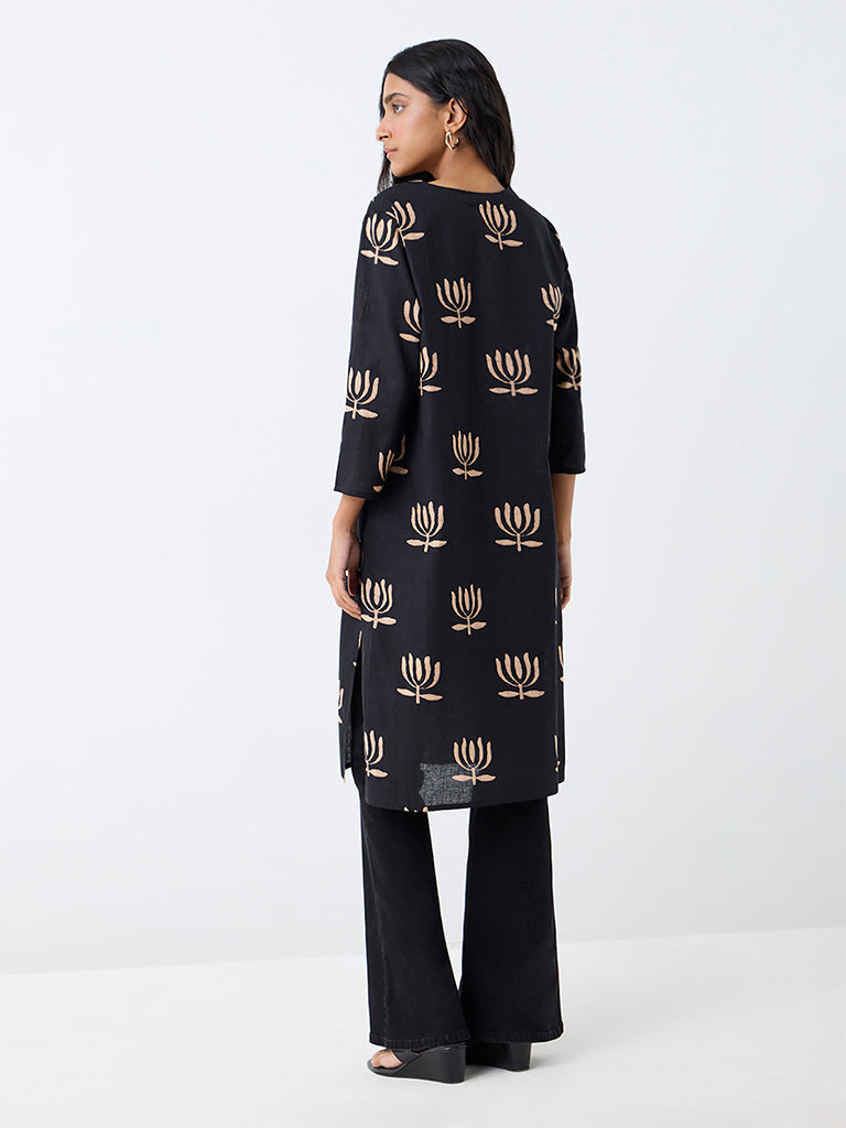 Utsa Black Floral Printed Cotton Straight Kurta