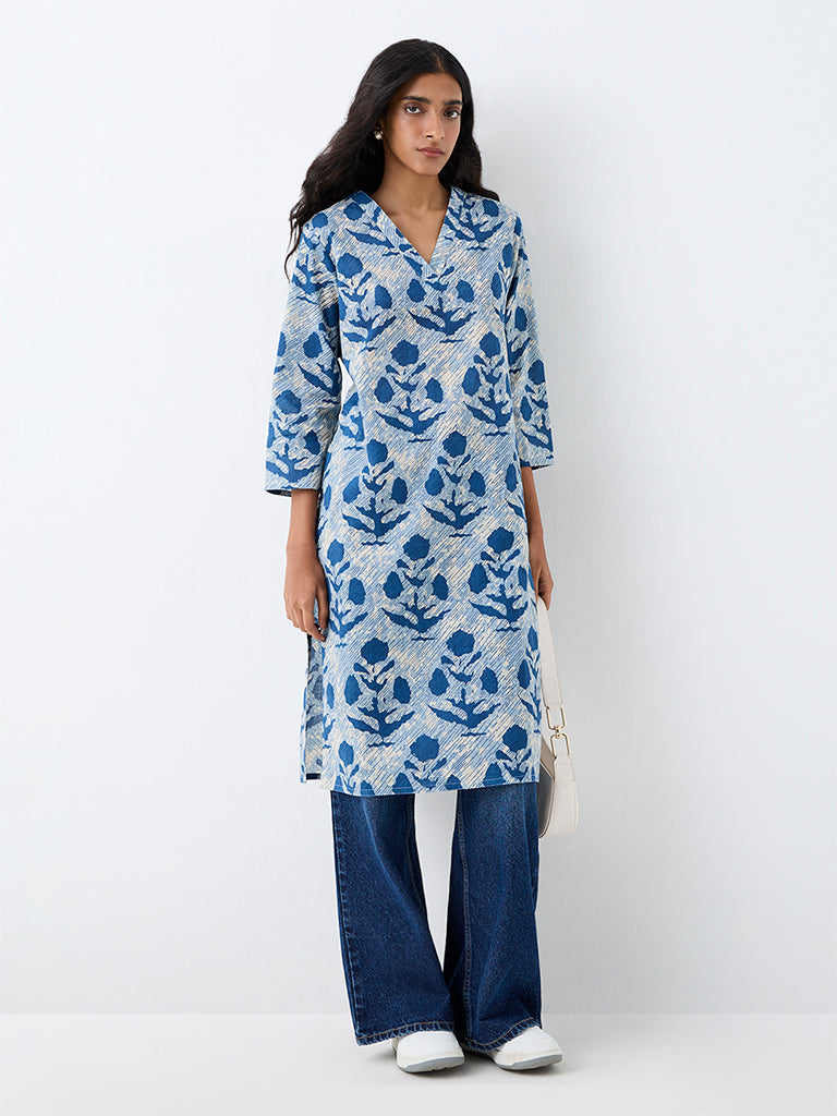 Utsa Indigo Floral Printed Straight Kurta