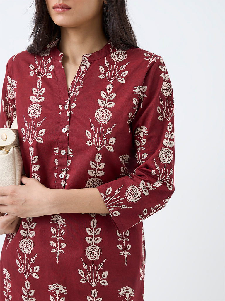 Utsa Maroon Floral Printed Cotton Straight Kurta