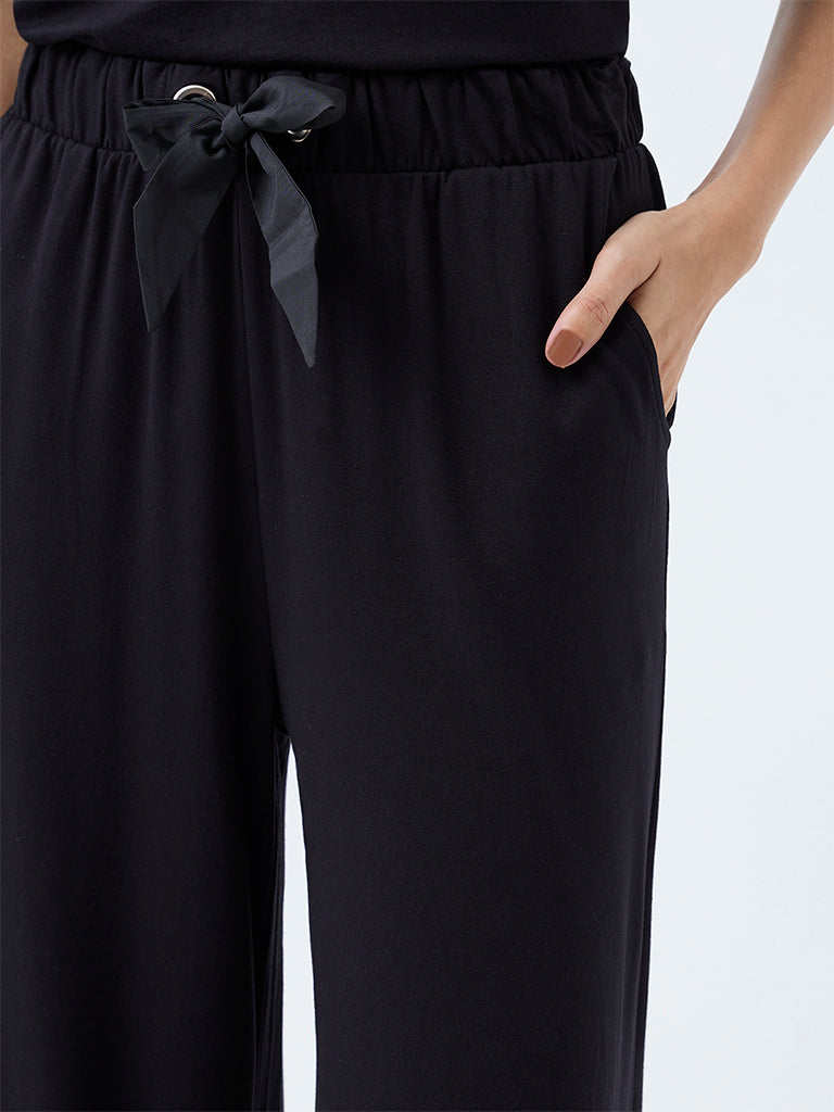Wunderlove Black Solid High-Rise Pants