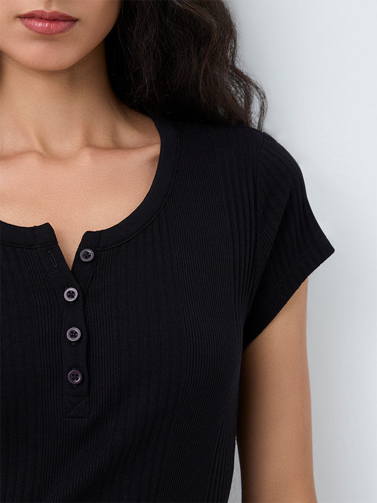 Superstar Black Ribbed-Textured Cotton Top
