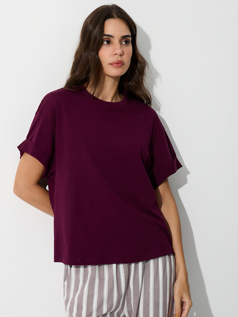 Wunderlove Wine Solid Cotton T-Shirt