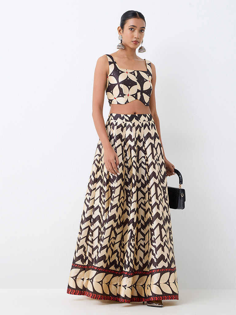 Vark Black Floral Printed Crop Top