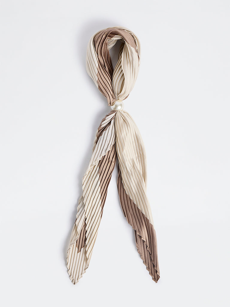 Westside Accessories Brown and Off-White Pleated Neck Scarf