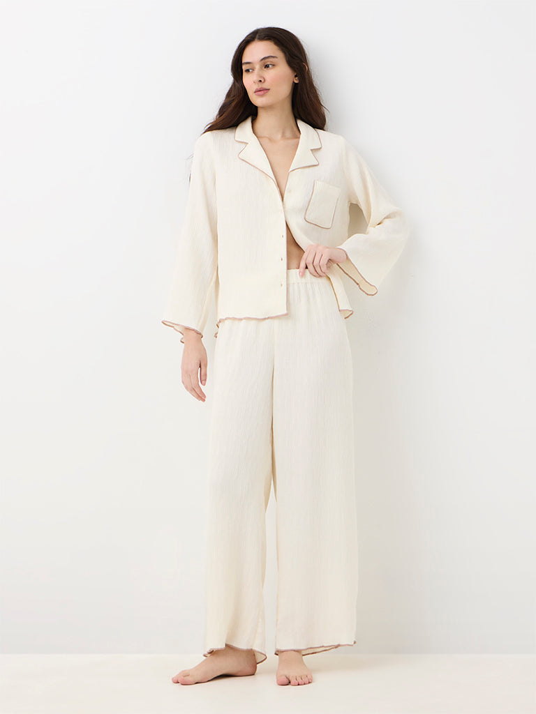 Wunderlove Ivory Textured Shirt and Pyjama Set