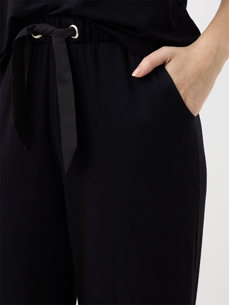 Wunderlove Black Solid High-Waist Pants