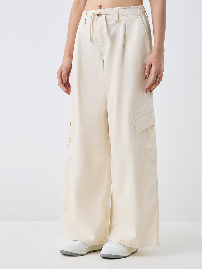 Nuon Light Beige High-Waist Cotton Cargo Pants