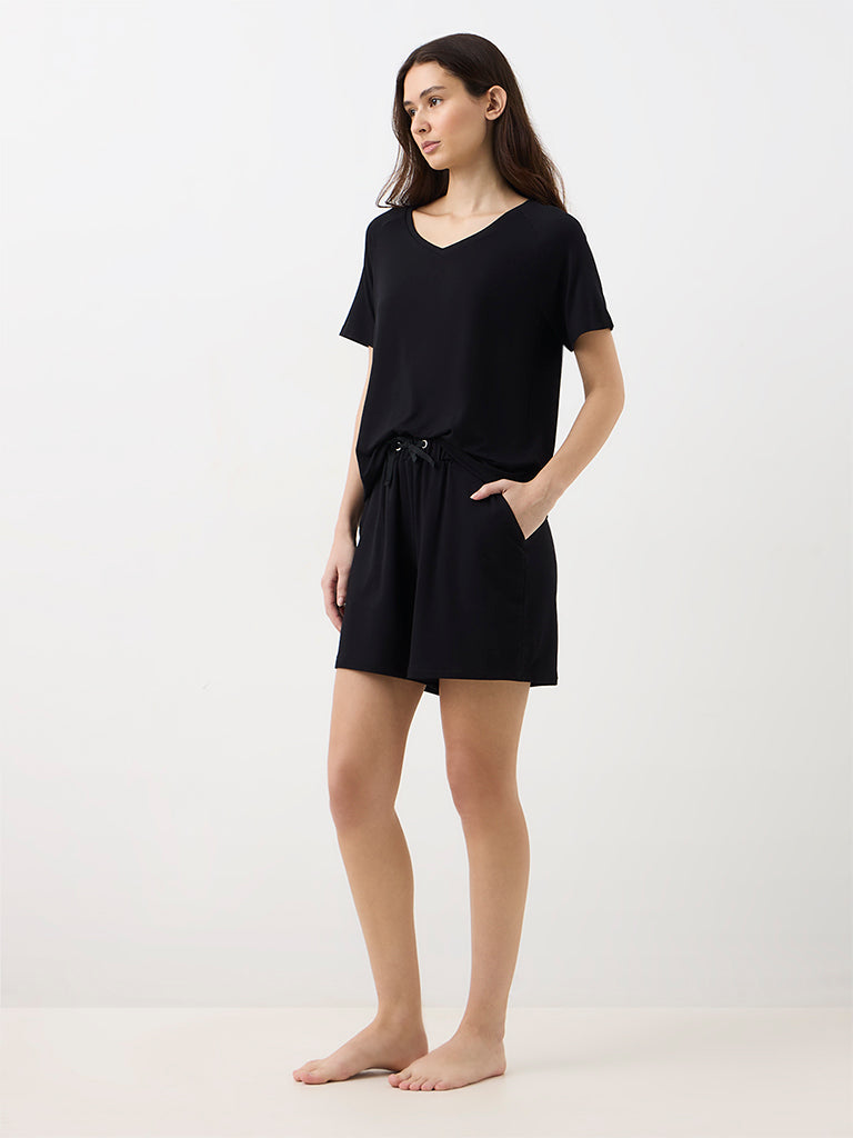 Wunderlove Black Solid High-Waist Shorts