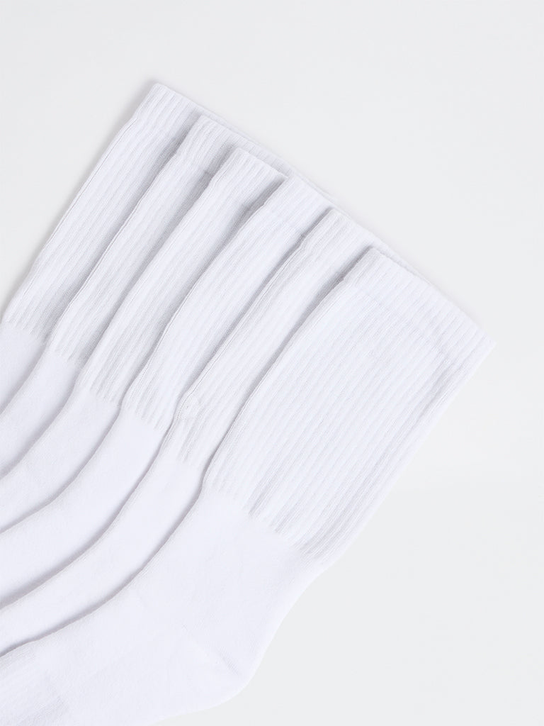 WES Lounge White Solid Ribbed-Textured Cotton-Blend Socks - Pack of 3