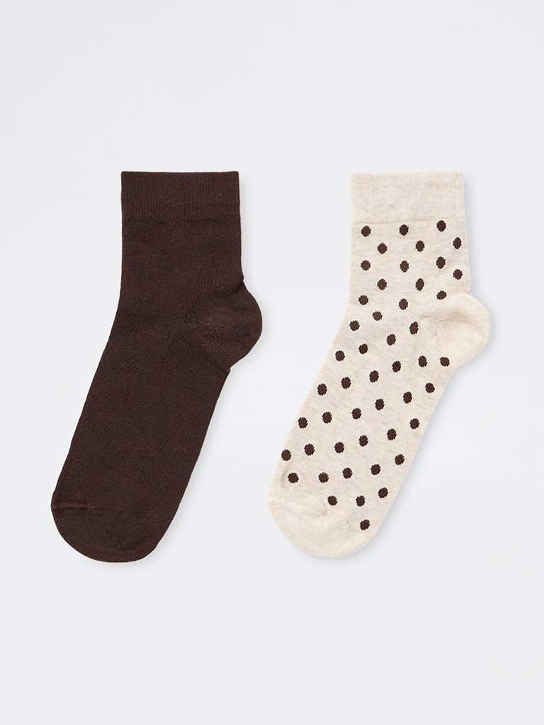 Wunderlove Dark Brown Polka Dotted Cotton-Blend Ankle Socks - Pack of 2
