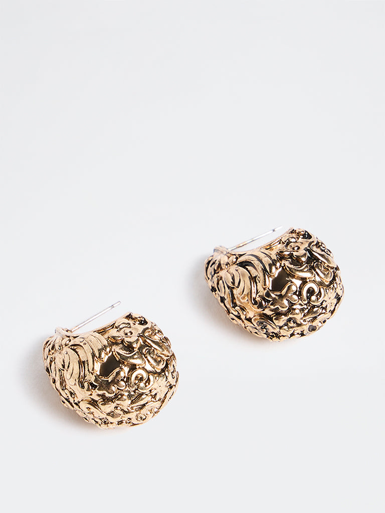 Westside Accessories Gold Carved Teardrop Stud Earrings