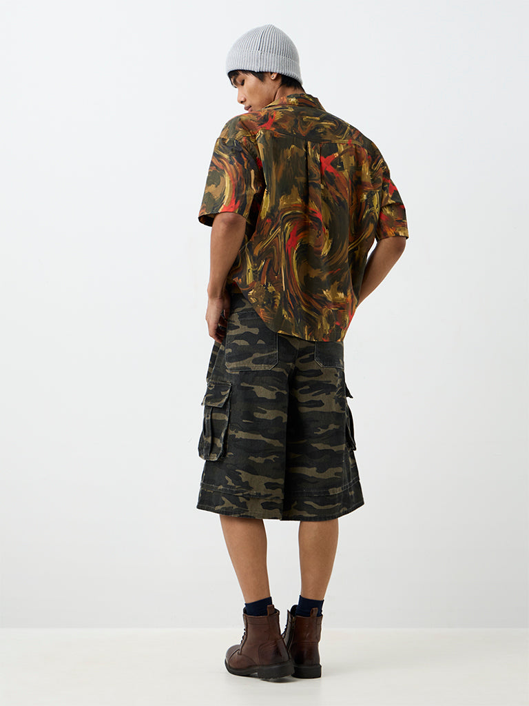 Nuon Dark Olive Camouflage Printed Relaxed-Fit Mid-Rise Cargo Jorts