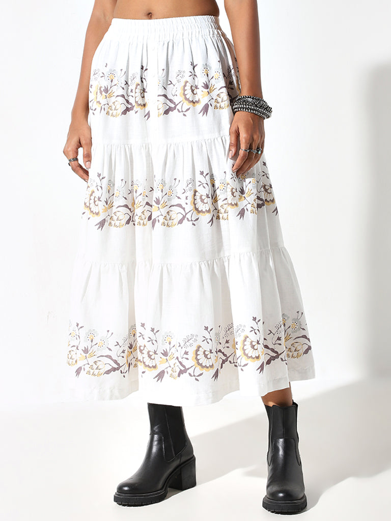 Bombay Paisley White A-Line Printed Tiered Skirt