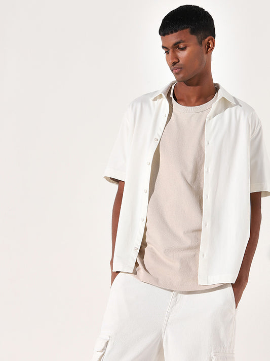 Ascot Off-White Solid Cotton Blend Relaxed Fit Shirt