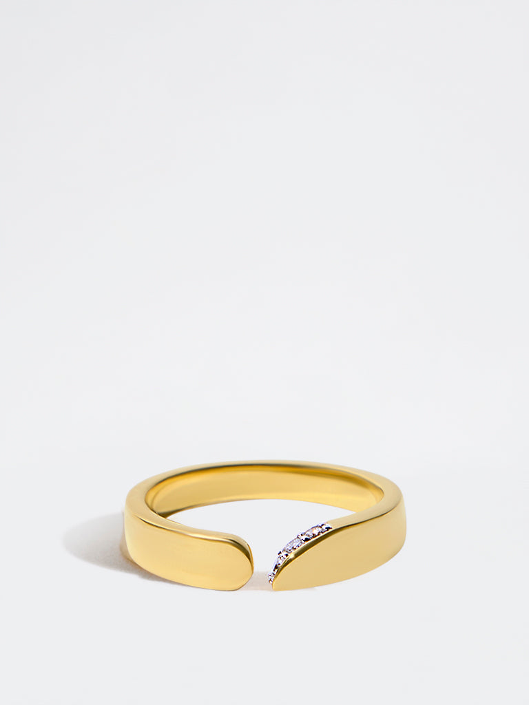 Yellow Lab Diamond Chevron Ring