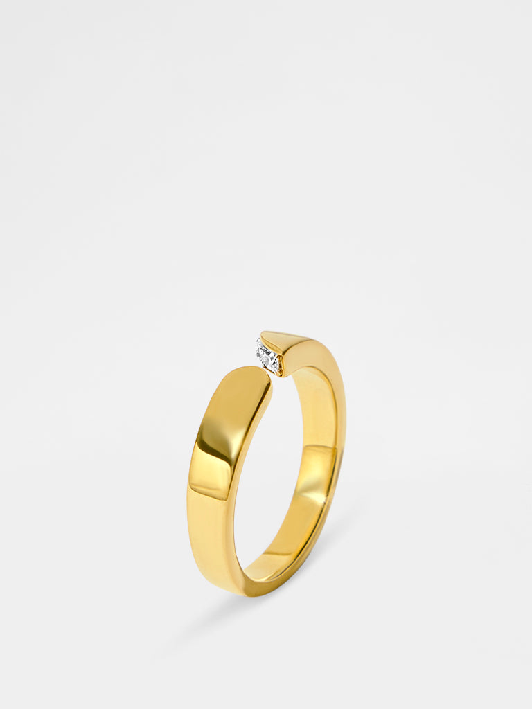 Yellow Lab Diamond Chevron Ring