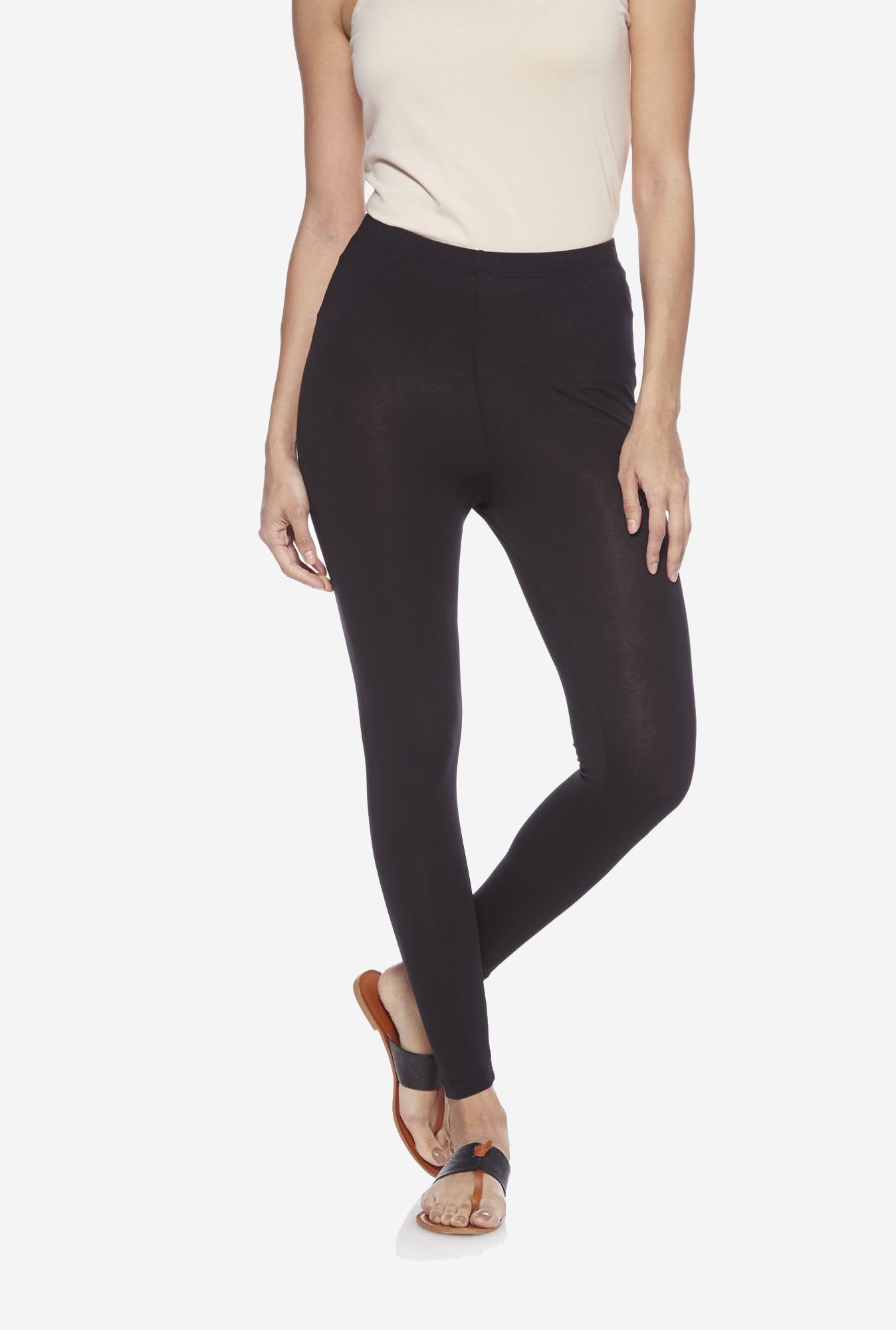 Utsa Black Cropped Leggings for women - Westside