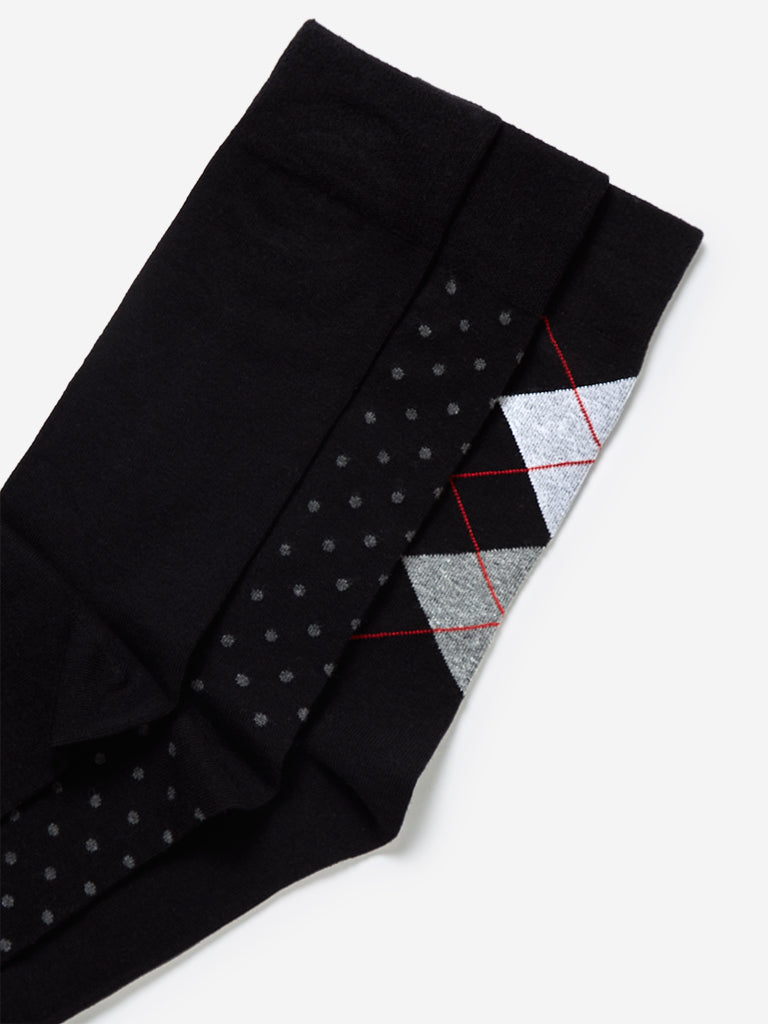 WES Lounge Black Full-Length Socks Pack of Three Close Up View 