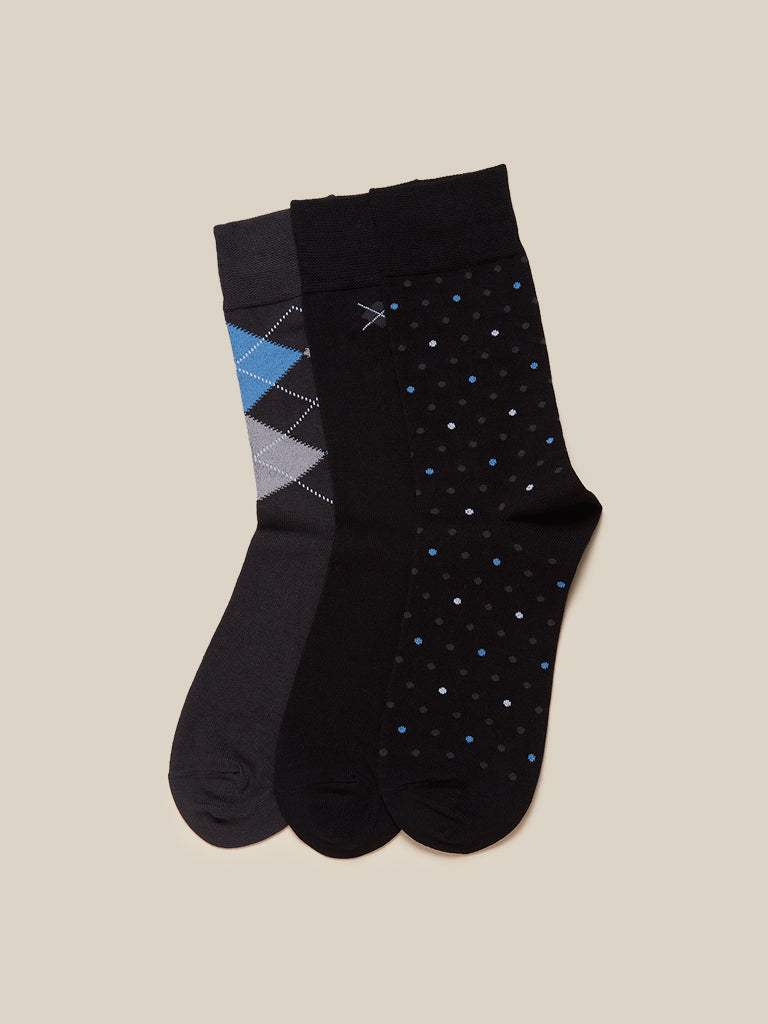 WES Lounge Black Full-Length Socks Pack of Three Front View - Westside
