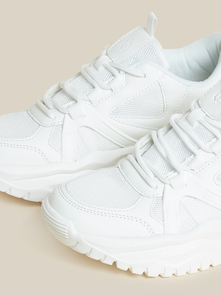 Yeezy x Adidas White Knit Fabric Boost 350 V2 Triple White Sneakers Size 43  1/3 Yeezy x Adidas | TLC