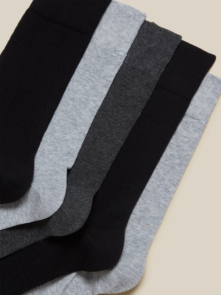 WES Lounge Grey Melange Socks Pack Of Five Close Up View 