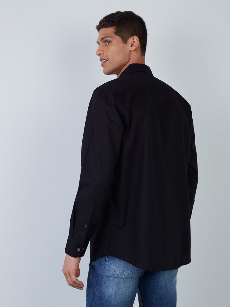 WES Casuals Black Relaxed-Fit Shirt | Black Relaxed-Fit Shirt for Men Back View - Westside