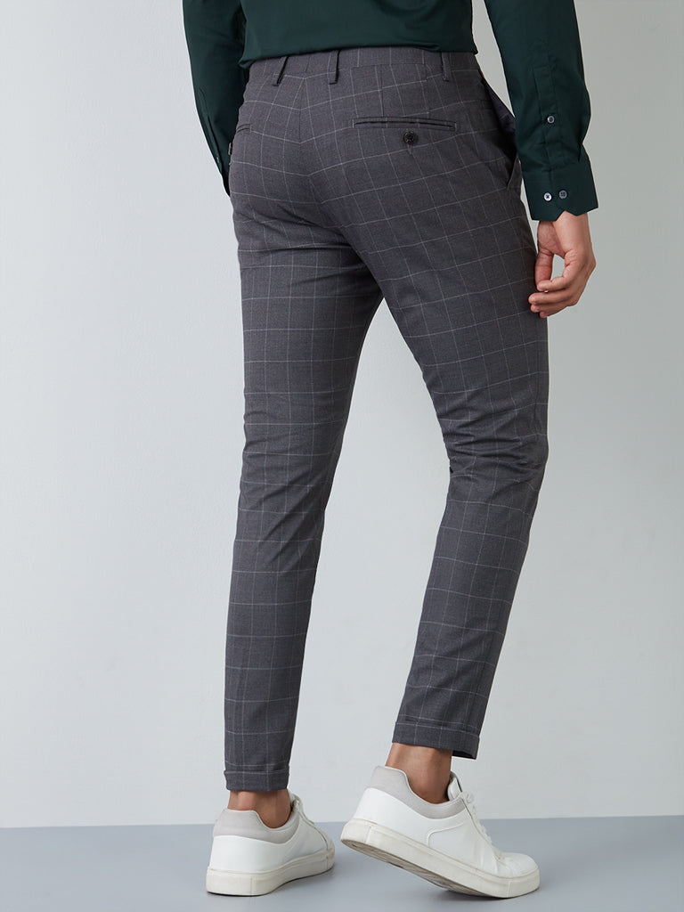 Buy online Black Check Flat Front Formal Trouser from Bottom Wear for Men  by V-mart for ₹709 at 5% off | 2024 Limeroad.com