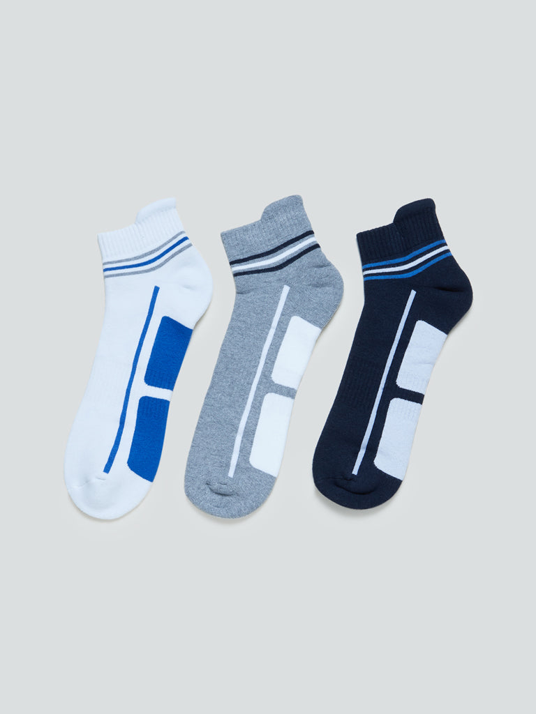 WES Lounge White Trainer Socks Pack of Three
