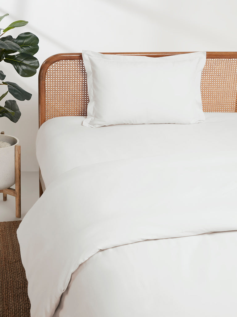 Westside Home White Single Flat Bedsheet and Pillowcases Set