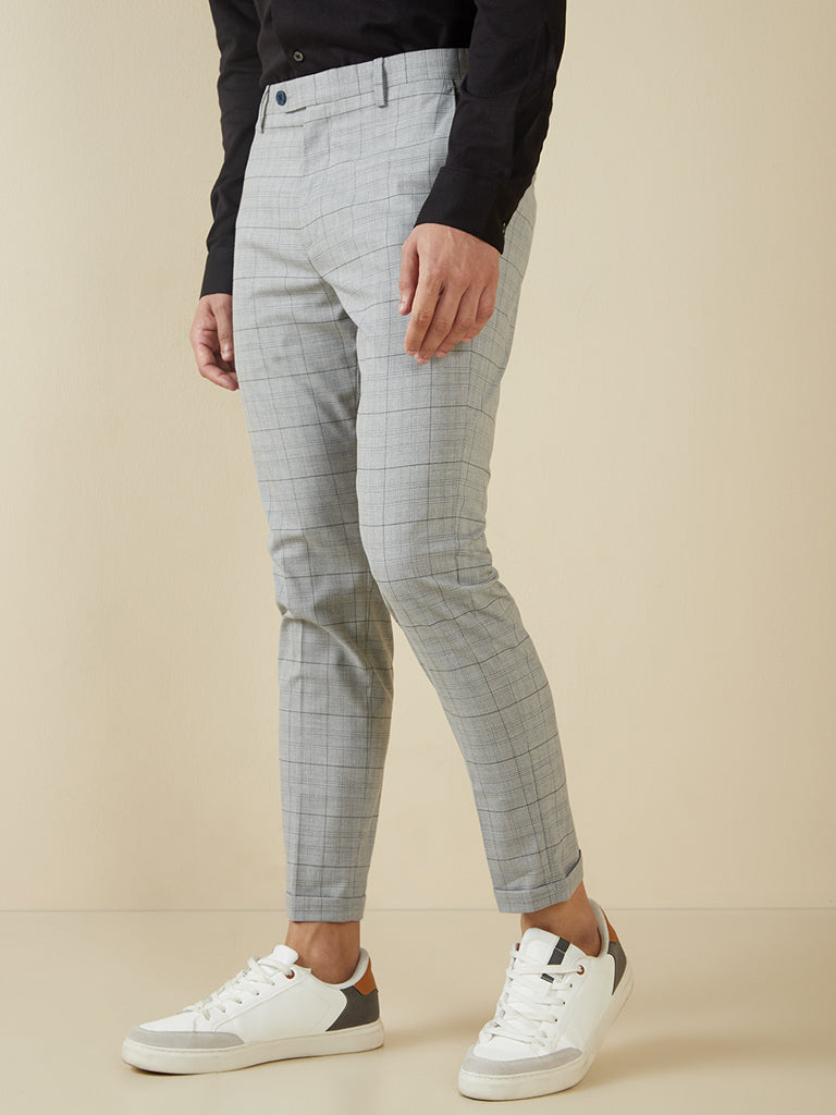 Maleno Men Grey Checkered Trousers