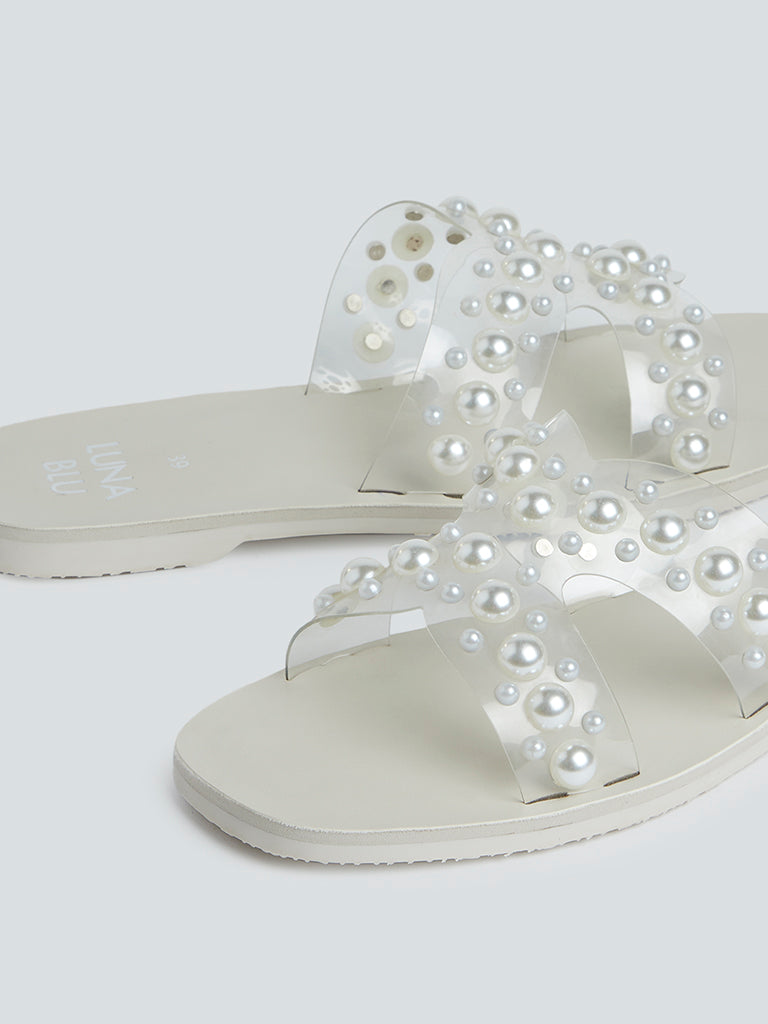 Dillard's - The prettiest pearl sandals! Shop Sam Edelman Here:  https://bit.ly/36P1aLb | Facebook