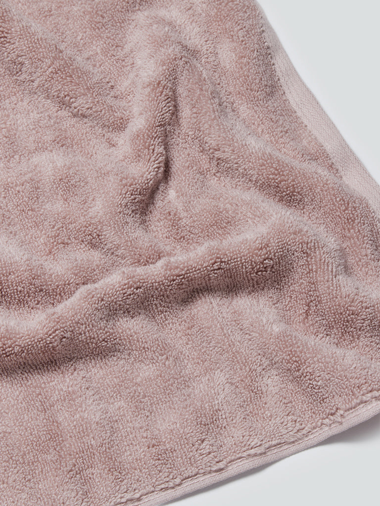 Westside Home Dusty Rose Self-Striped Medium 550 GSM Bath Towel