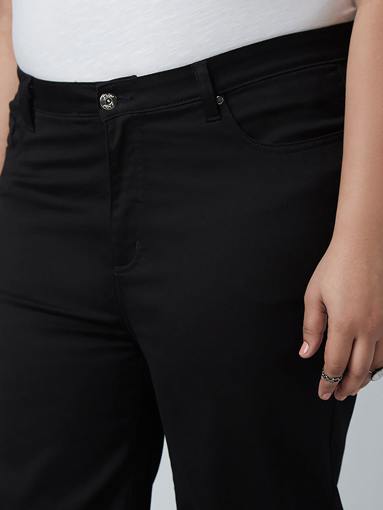Gia Curves Black Flared Jeans