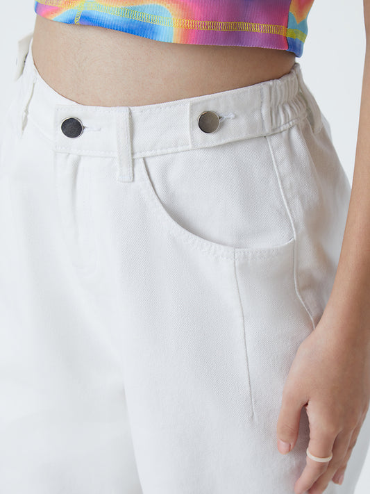 Nuon White Button-Detail Jeans