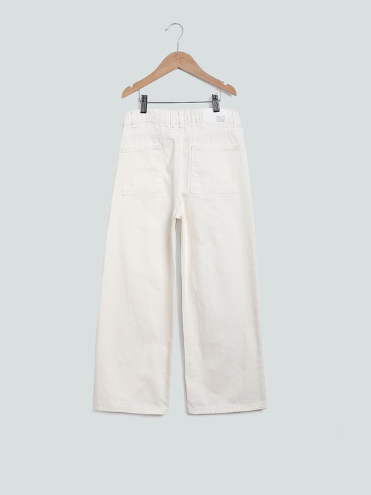 Y&F Kids Off White Straight - Fit Mid Rise Jeans
